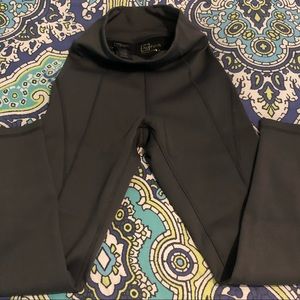 Aurum gray cropped yoga pants sz XXS